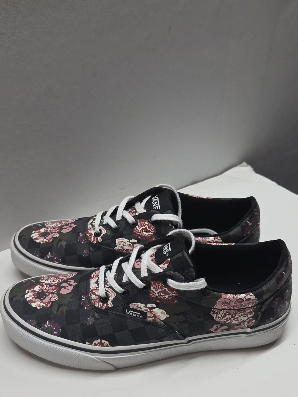 Vans Women's Black Checkerboard Low-Top Sneakers with Pink Floral Print